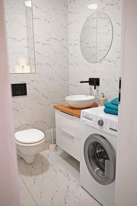 7A Dream Apartment 7A Si Parcare Nagyvárad Kültér fotó