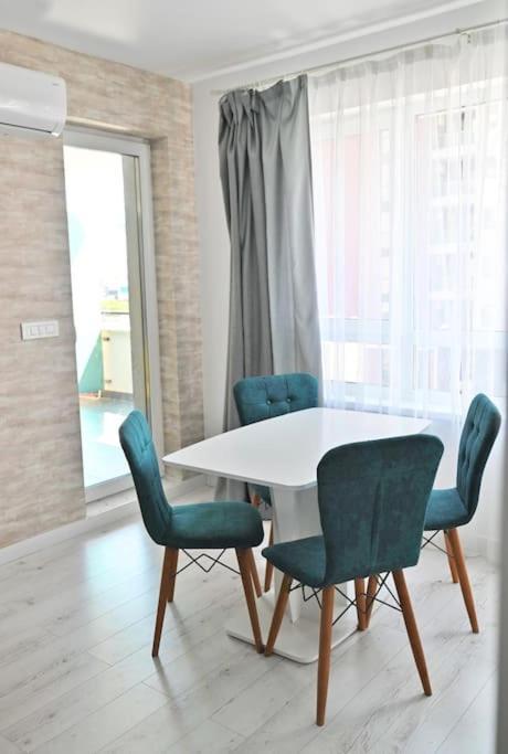 7A Dream Apartment 7A Si Parcare Nagyvárad Kültér fotó