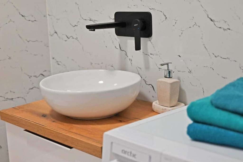 7A Dream Apartment 7A Si Parcare Nagyvárad Kültér fotó